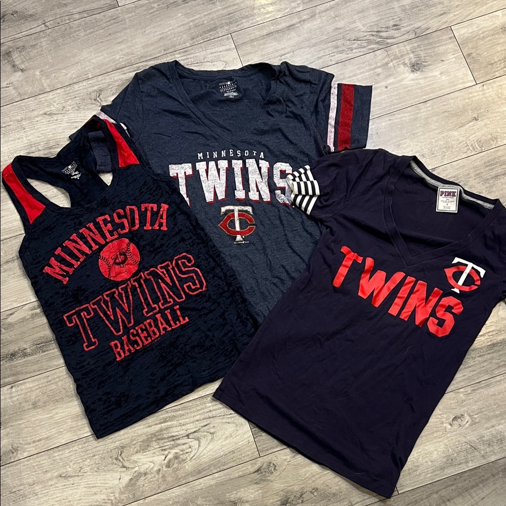 Minnesota Twins women’s shirts